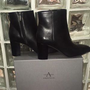 aquatalia florita booties